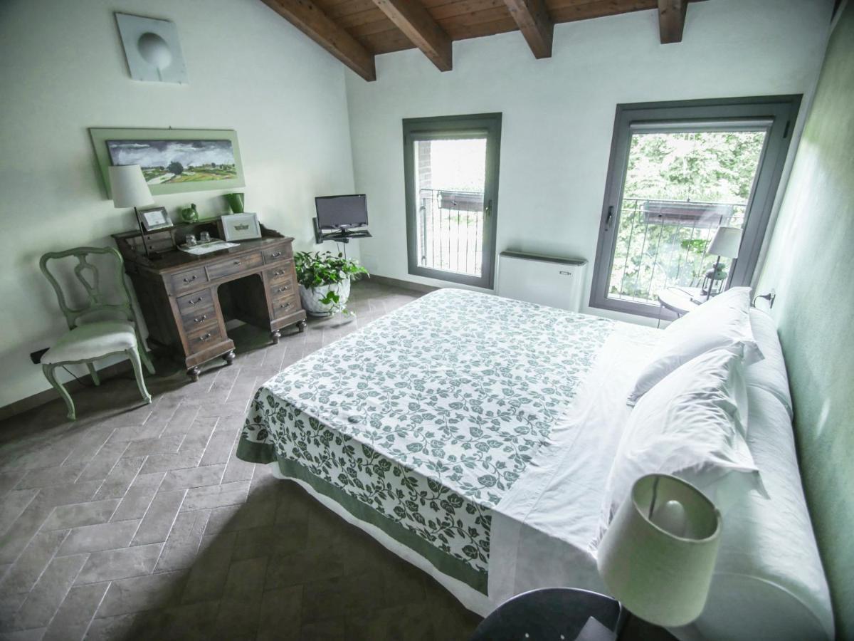 Quattrocolli B&B Quattro Castella Экстерьер фото