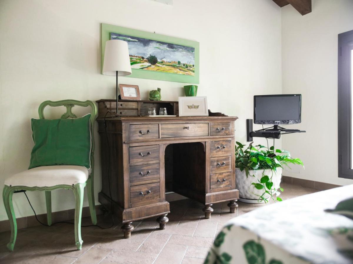 Quattrocolli B&B Quattro Castella Экстерьер фото