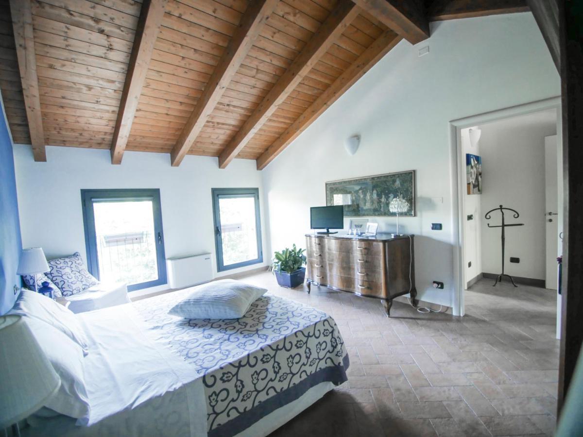 Quattrocolli B&B Quattro Castella Экстерьер фото