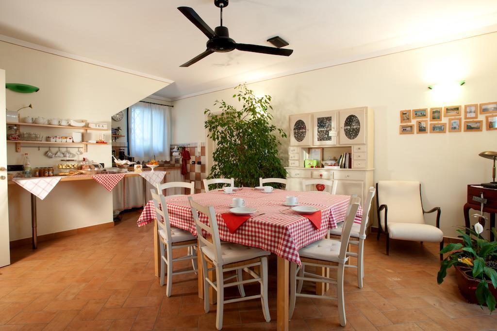 Quattrocolli B&B Quattro Castella Экстерьер фото