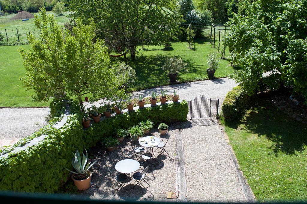 Quattrocolli B&B Quattro Castella Экстерьер фото