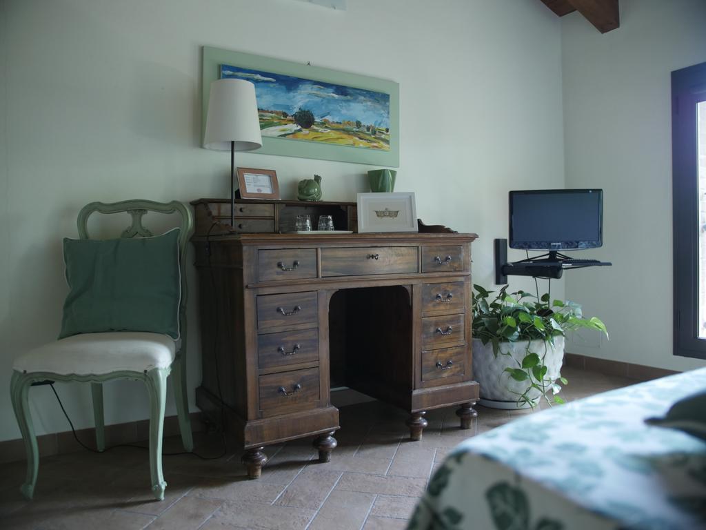 Quattrocolli B&B Quattro Castella Экстерьер фото