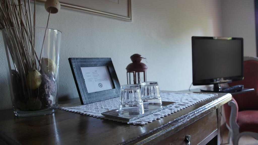 Quattrocolli B&B Quattro Castella Экстерьер фото
