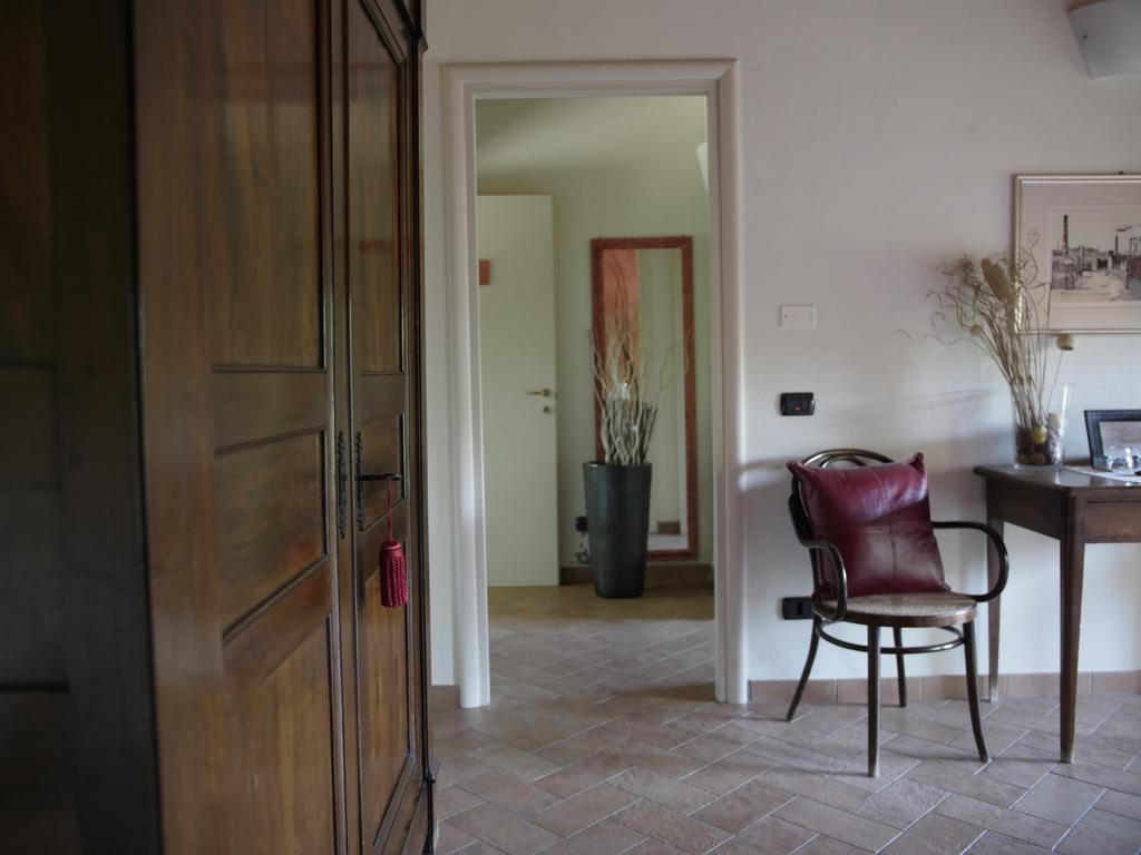 Quattrocolli B&B Quattro Castella Экстерьер фото