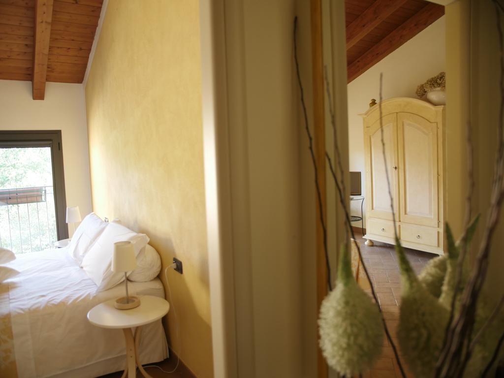 Quattrocolli B&B Quattro Castella Экстерьер фото