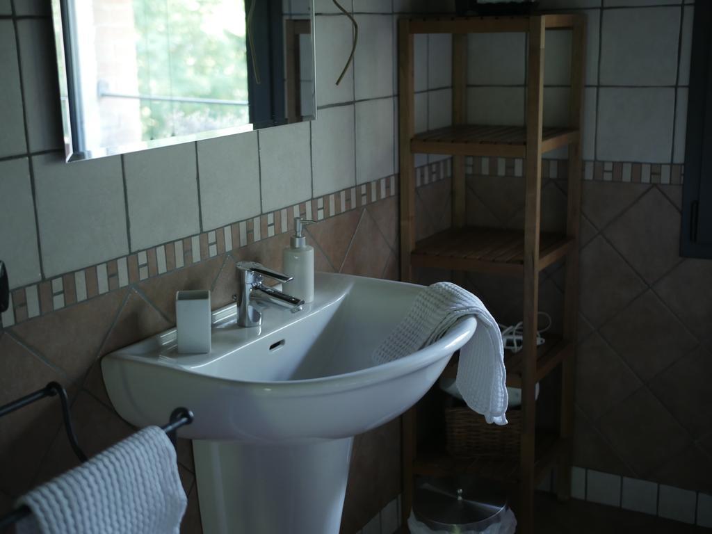 Quattrocolli B&B Quattro Castella Экстерьер фото